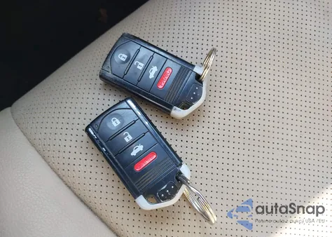 2013 Acura Ilx 2.0L z USA, uszkodzony, nr VIN 19VDE1F52DE001202